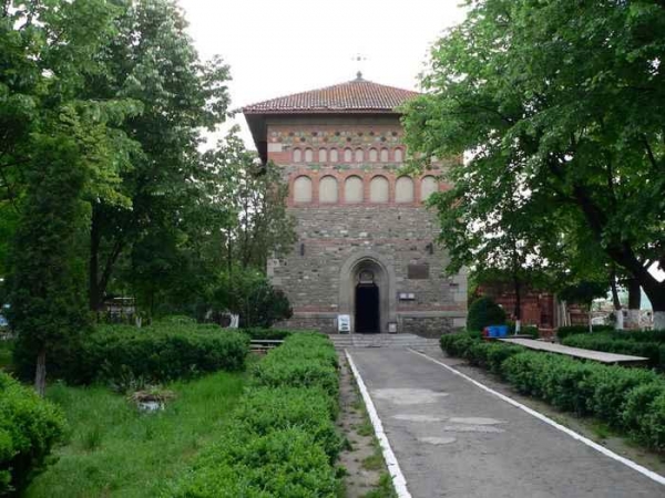 Biserica domnească „Tăierea Capului Sf. Ioan Botezătorul poza